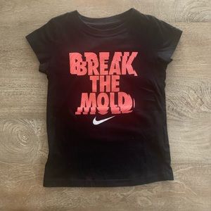 Girls Nike Tee